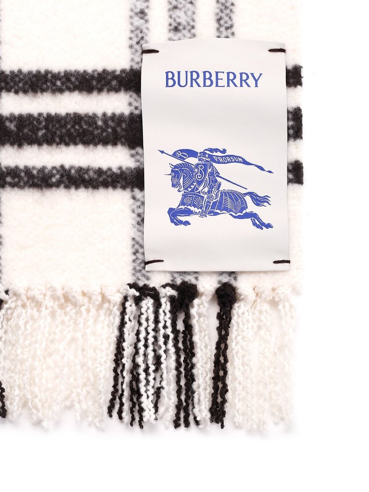 BURBERRY Logo Patch Fringed-Edge Scarf