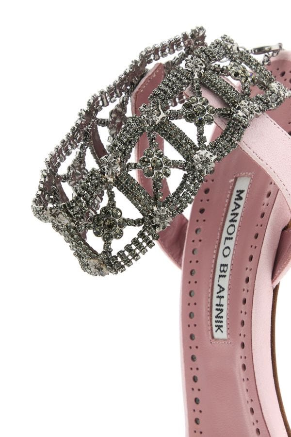 MANOLO BLAHNIK Lierasan sandals in pastel pink suede 105